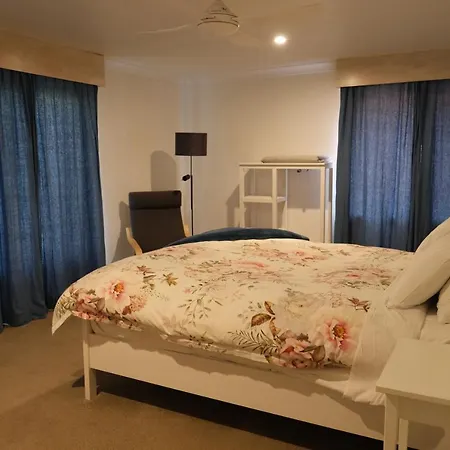 Twodogfolly At Creeklands Apartment Armidale Exterior photo