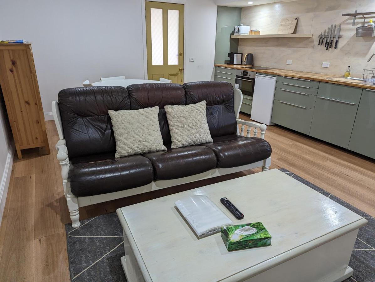 Apartment Twodogfolly At Creeklands Armidale